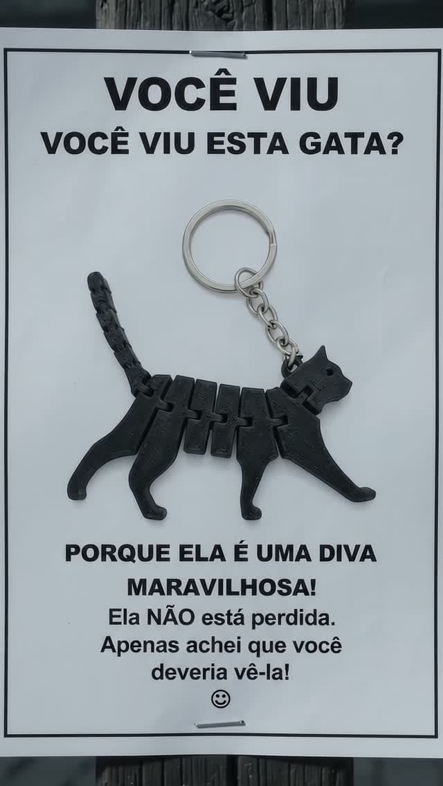 🎃 Pra iniciar o mês de outubro em grande estilo, apresentamos esse chaveiro…